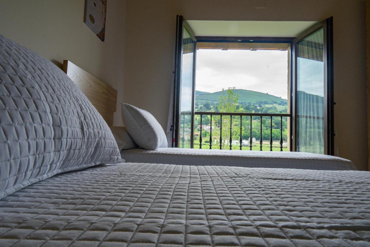 Complejo Rural El Cerradon Guest House Alceda ภายนอก รูปภาพ