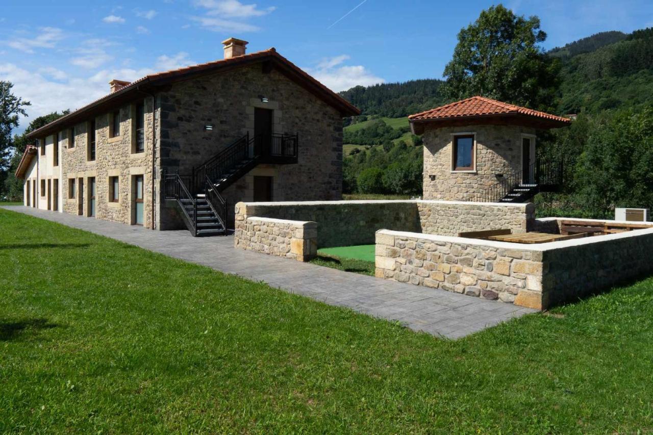 Complejo Rural El Cerradon Guest House Alceda ภายนอก รูปภาพ