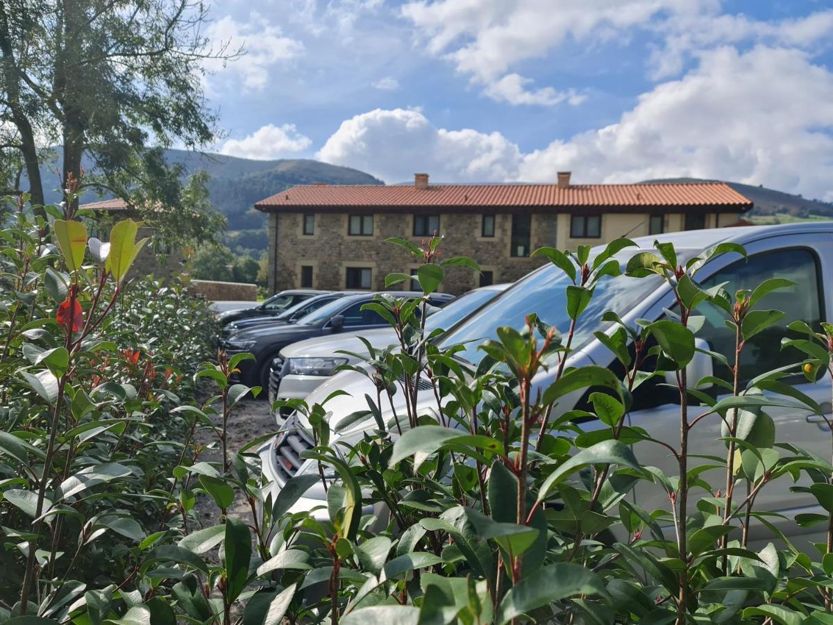 Complejo Rural El Cerradon Guest House Alceda ภายนอก รูปภาพ