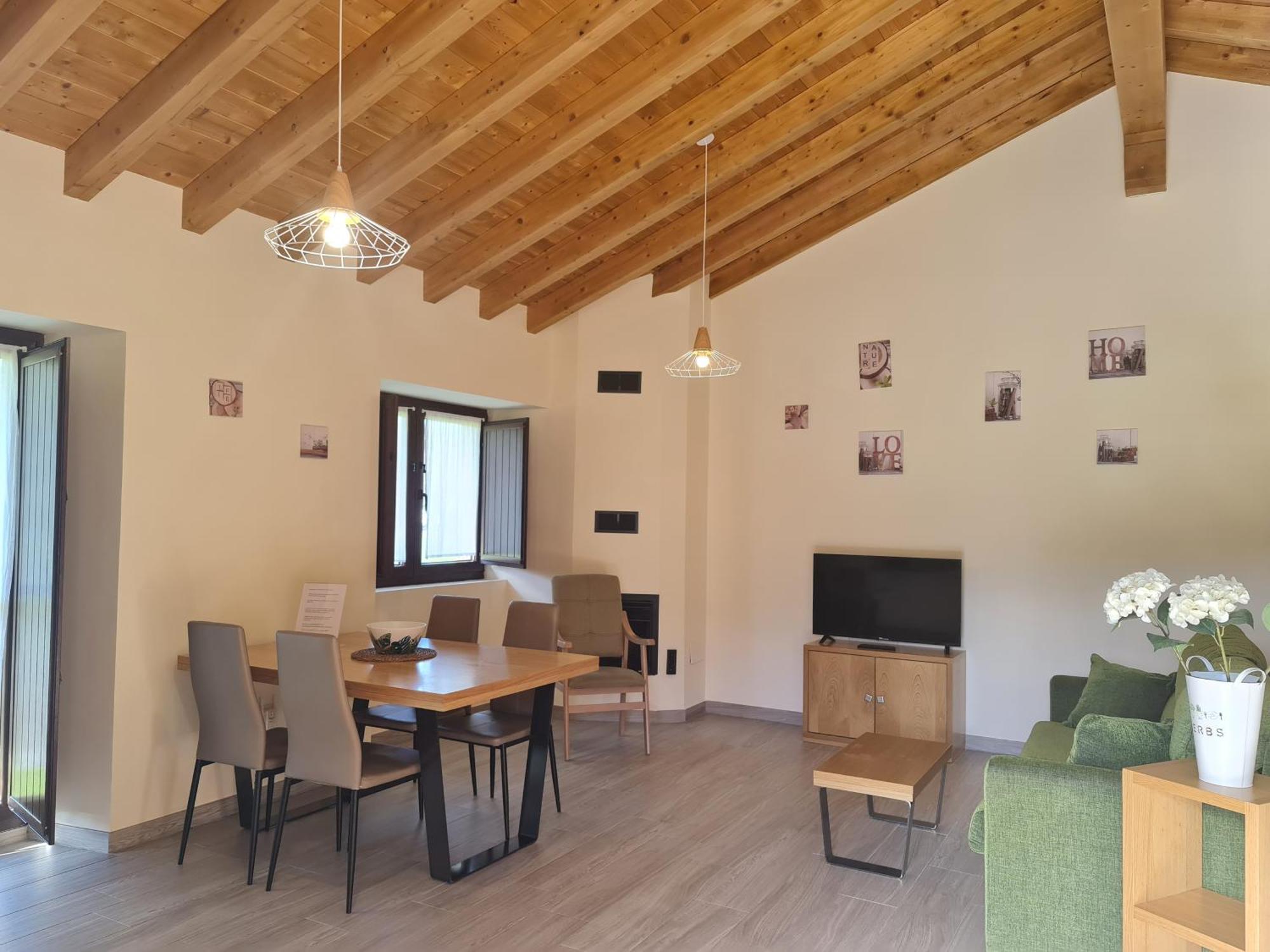 Complejo Rural El Cerradon Guest House Alceda ภายนอก รูปภาพ